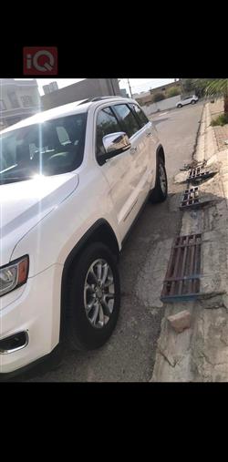 جیپ گراند شیرۆکی